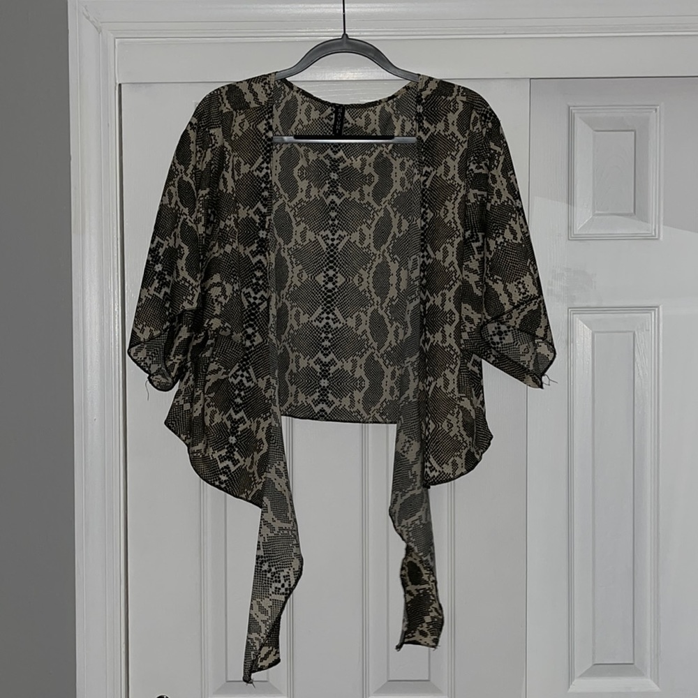 Snake Skin Print top